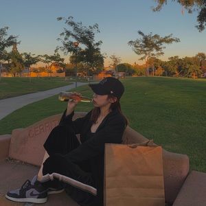 Meet your Posher, Sharon